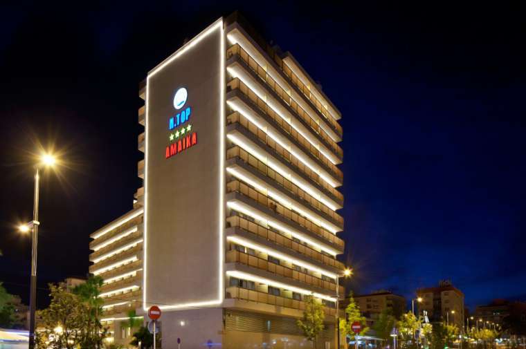 H-Top Hotel Amaika, Calella